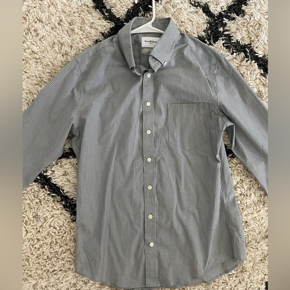 Men’s Goodfellow Button Down Striped Shirt Size Medium